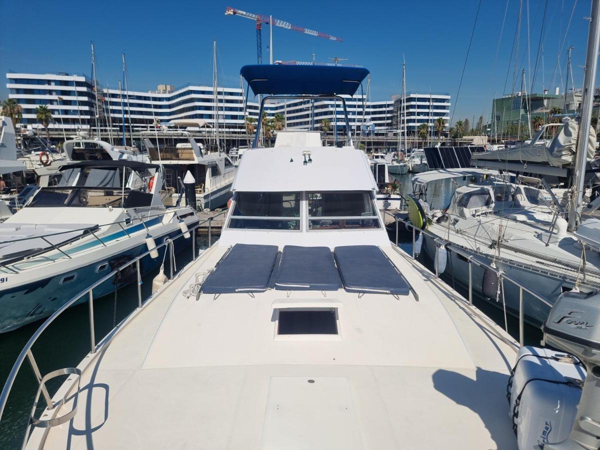 Beautiful And Comfy Boat In Barcelona With Boat Tour Option Hotel Eksteriør billede