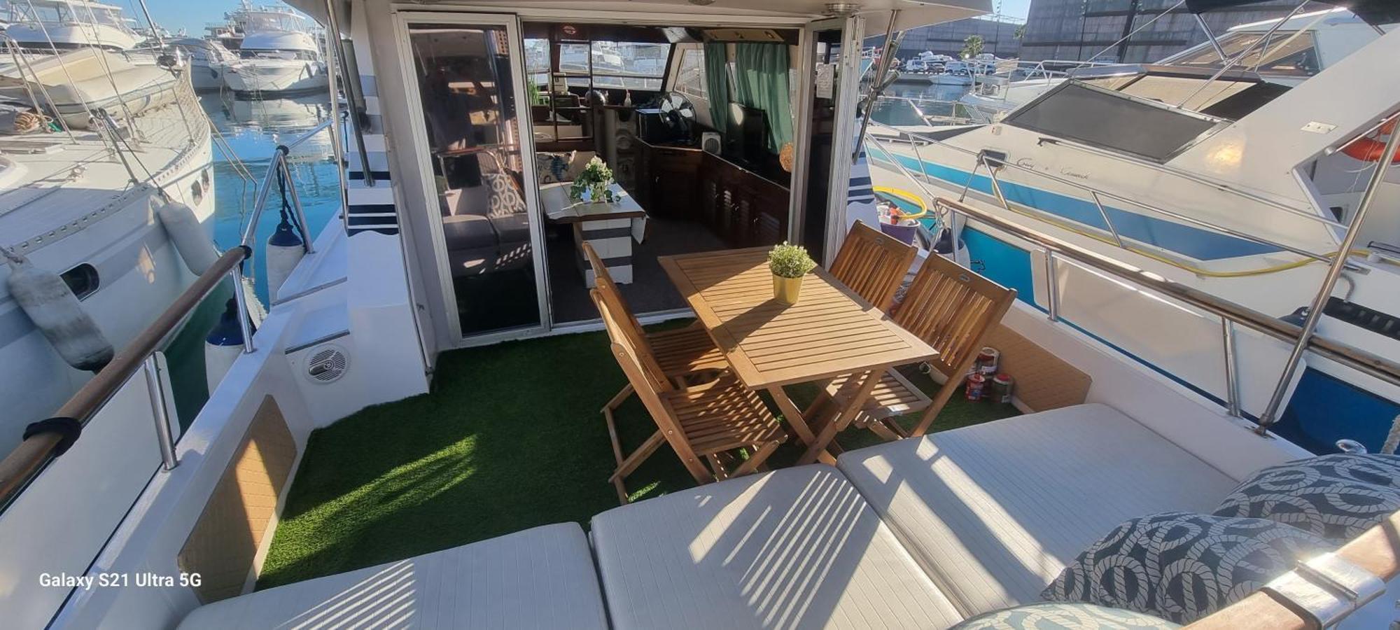 Beautiful And Comfy Boat In Barcelona With Boat Tour Option Hotel Eksteriør billede