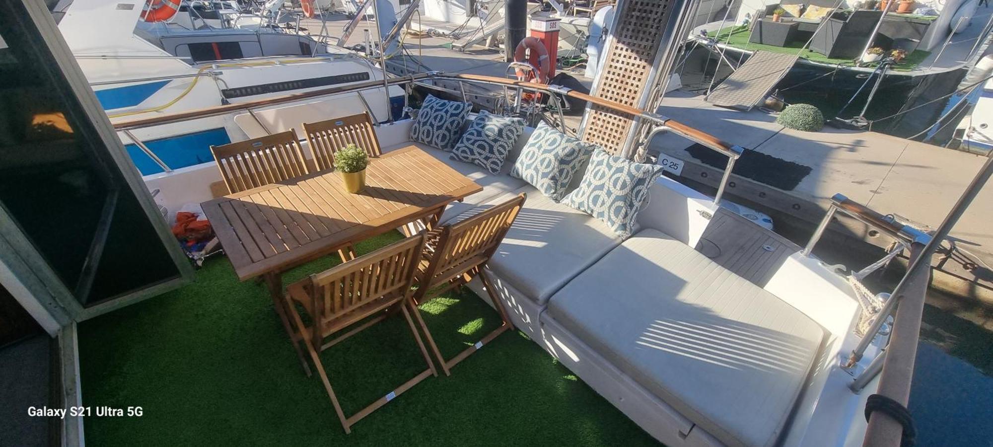 Beautiful And Comfy Boat In Barcelona With Boat Tour Option Hotel Eksteriør billede