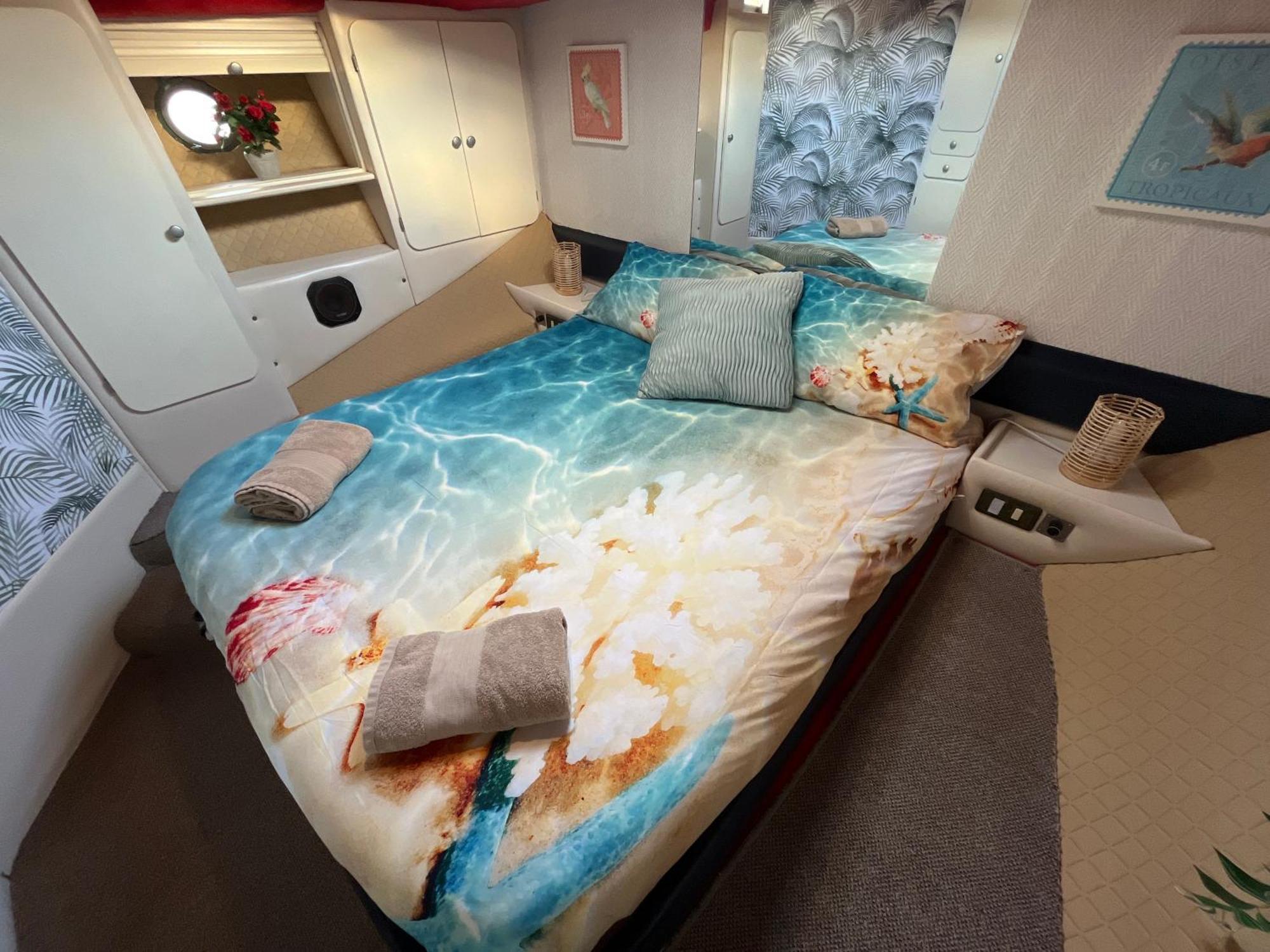 Beautiful And Comfy Boat In Barcelona With Boat Tour Option Hotel Eksteriør billede