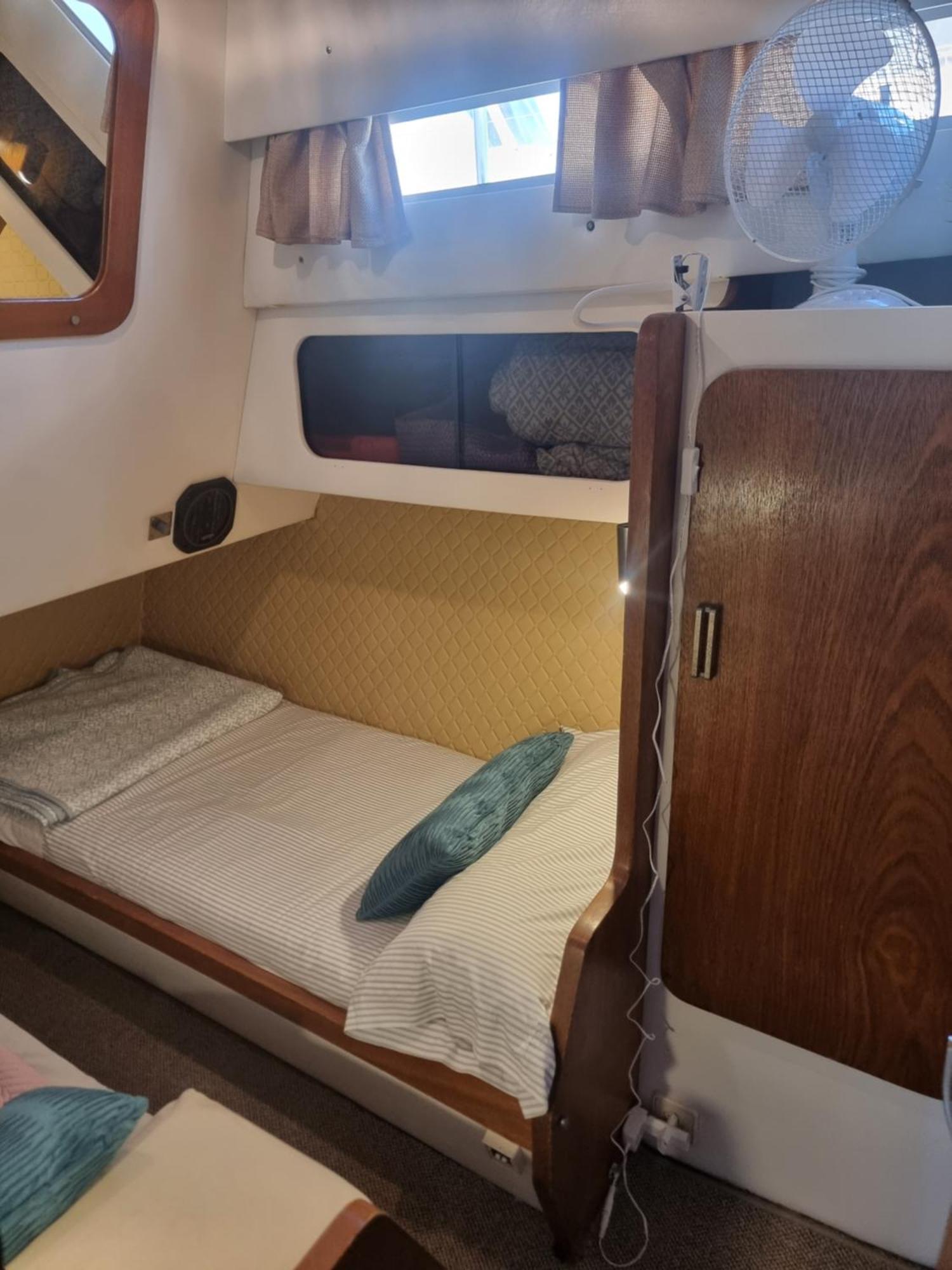 Beautiful And Comfy Boat In Barcelona With Boat Tour Option Hotel Eksteriør billede